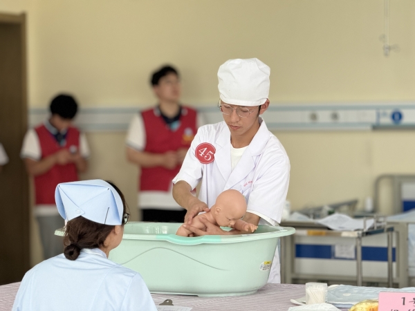 图十八_副本.jpg